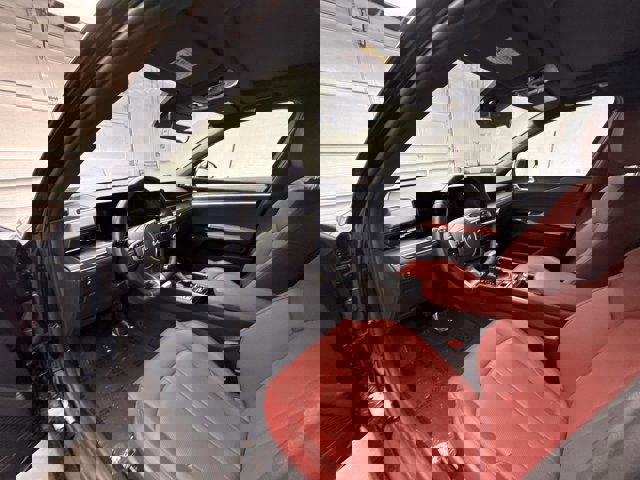 Used 2025 Kia K5 GT-Line w/ GT-Line Premium Package image 10