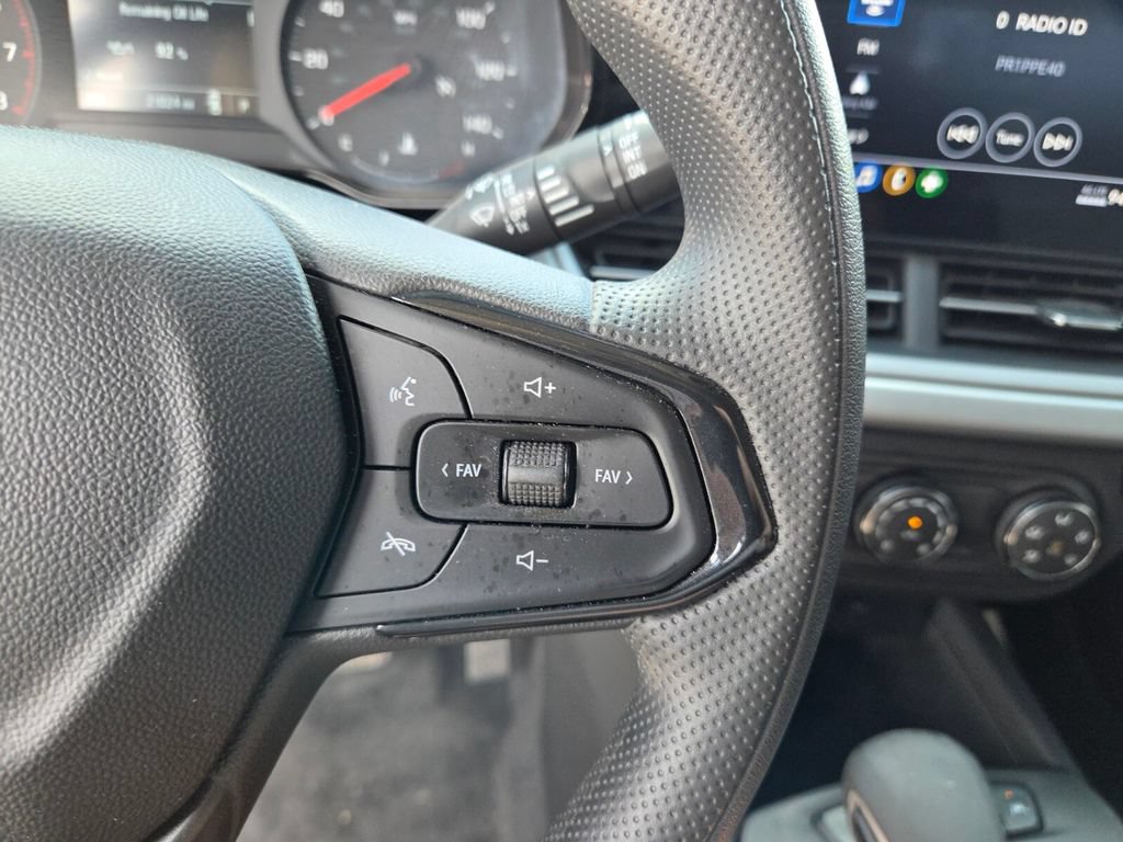Certified 2024 Chevrolet Trax LS FWD image 28