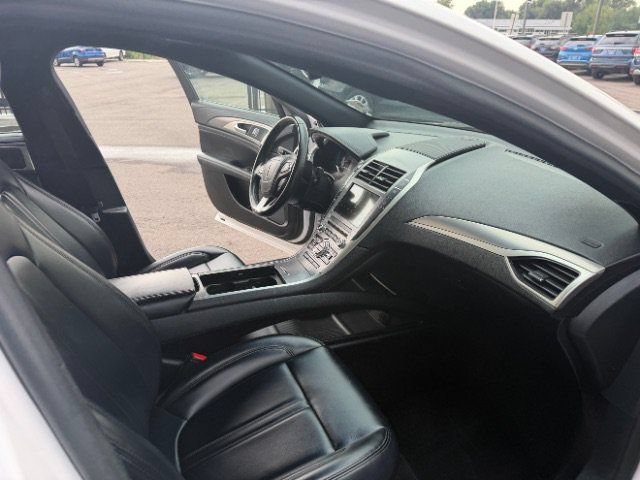 Used 2017 Lincoln MKZ Premiere FWD image 24