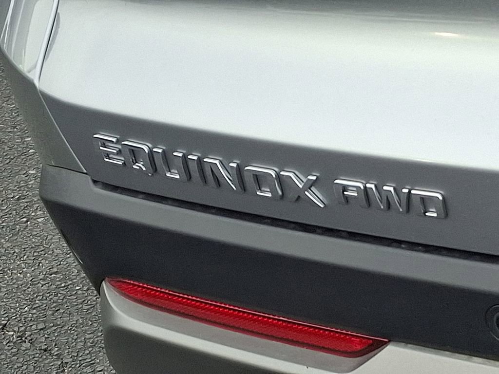 New 2026 Chevrolet Equinox LT w/ Convenience Package II image 11