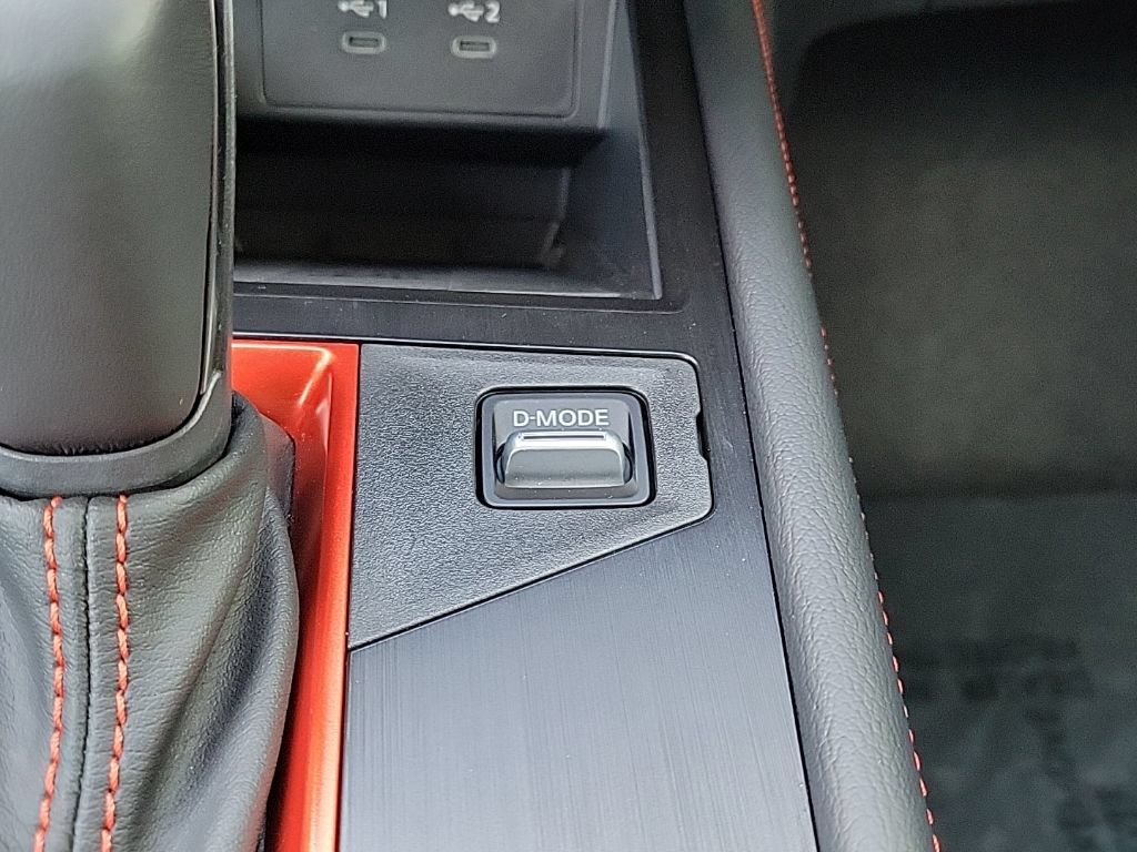 Certified 2025 Nissan Kicks SR w/ Illumination Package FWD image 28
