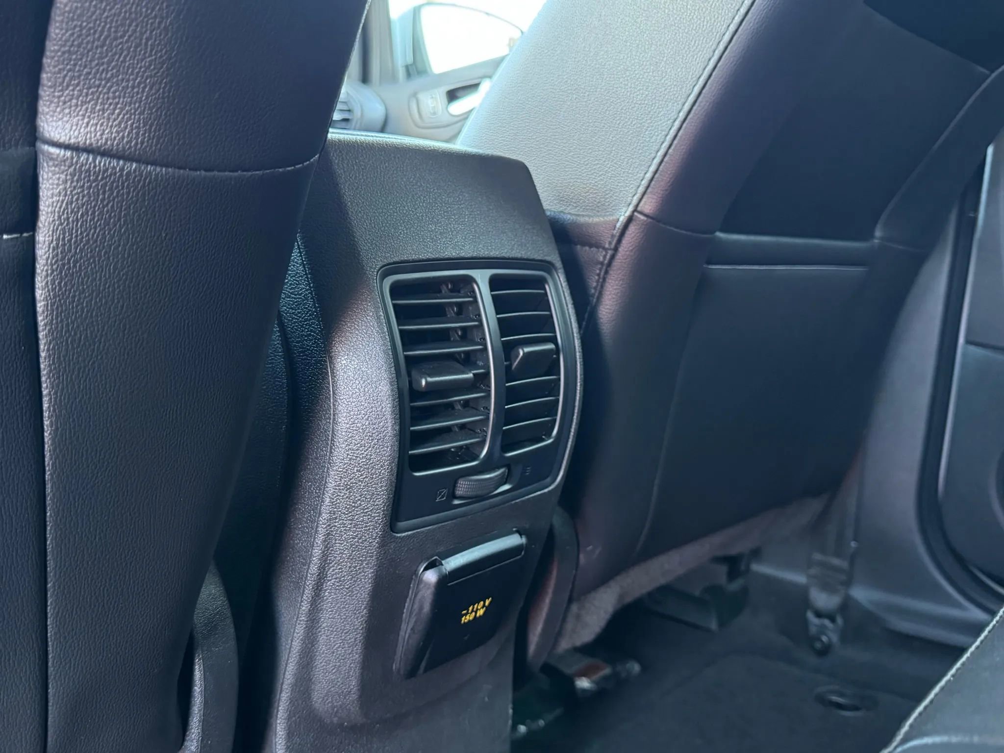 Used 2017 Ford C-MAX Energi SE w/ Equipment Group 402A image 24