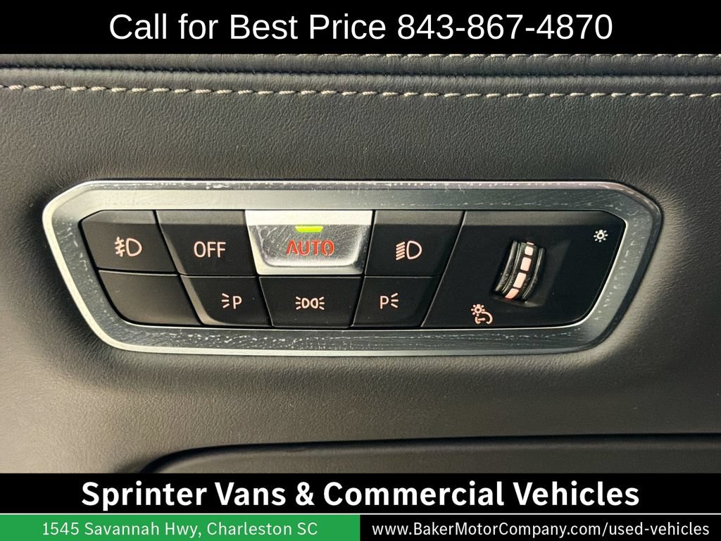 Used 2020 BMW X7 M50i w/ Luxury Seating Package AWD/4WD image 11