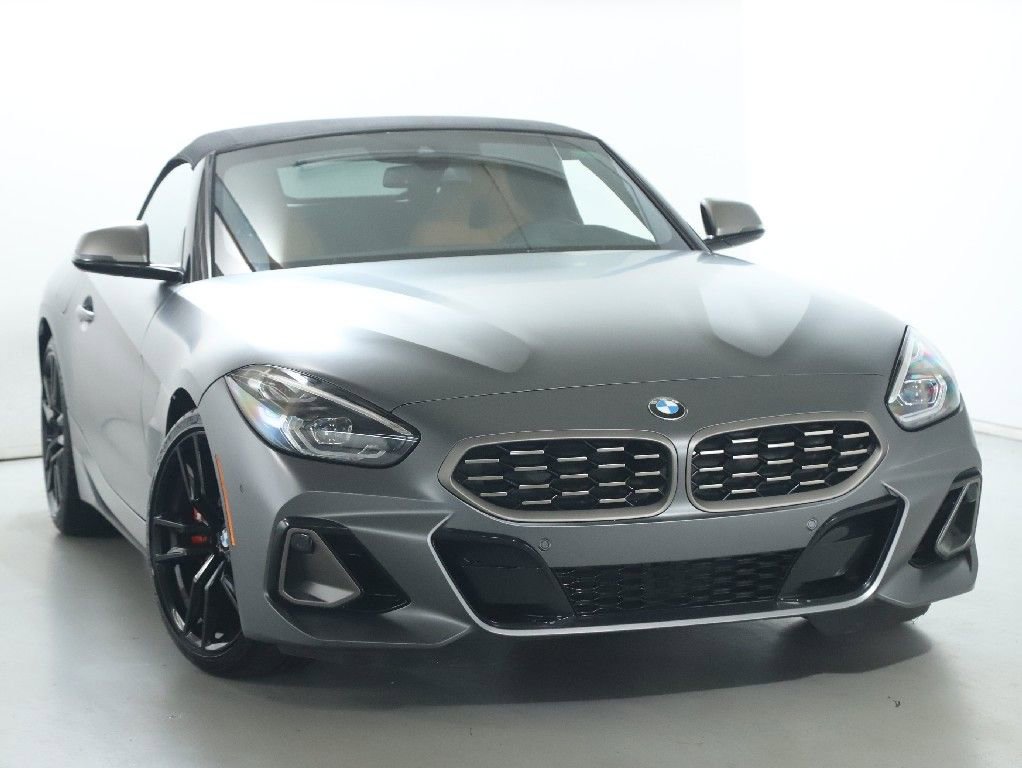 Used 2026 BMW Z4 M40i w/ Premium Package RWD image 2