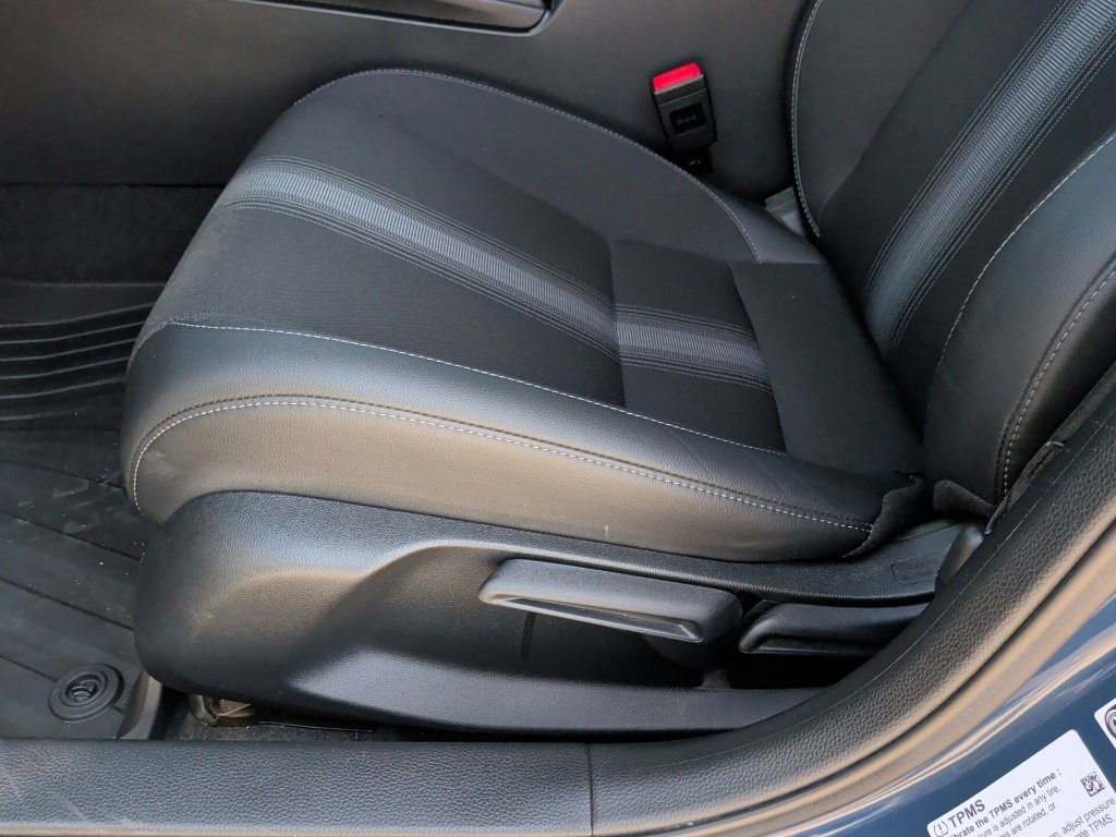 Used 2025 Honda Civic Sport image 13