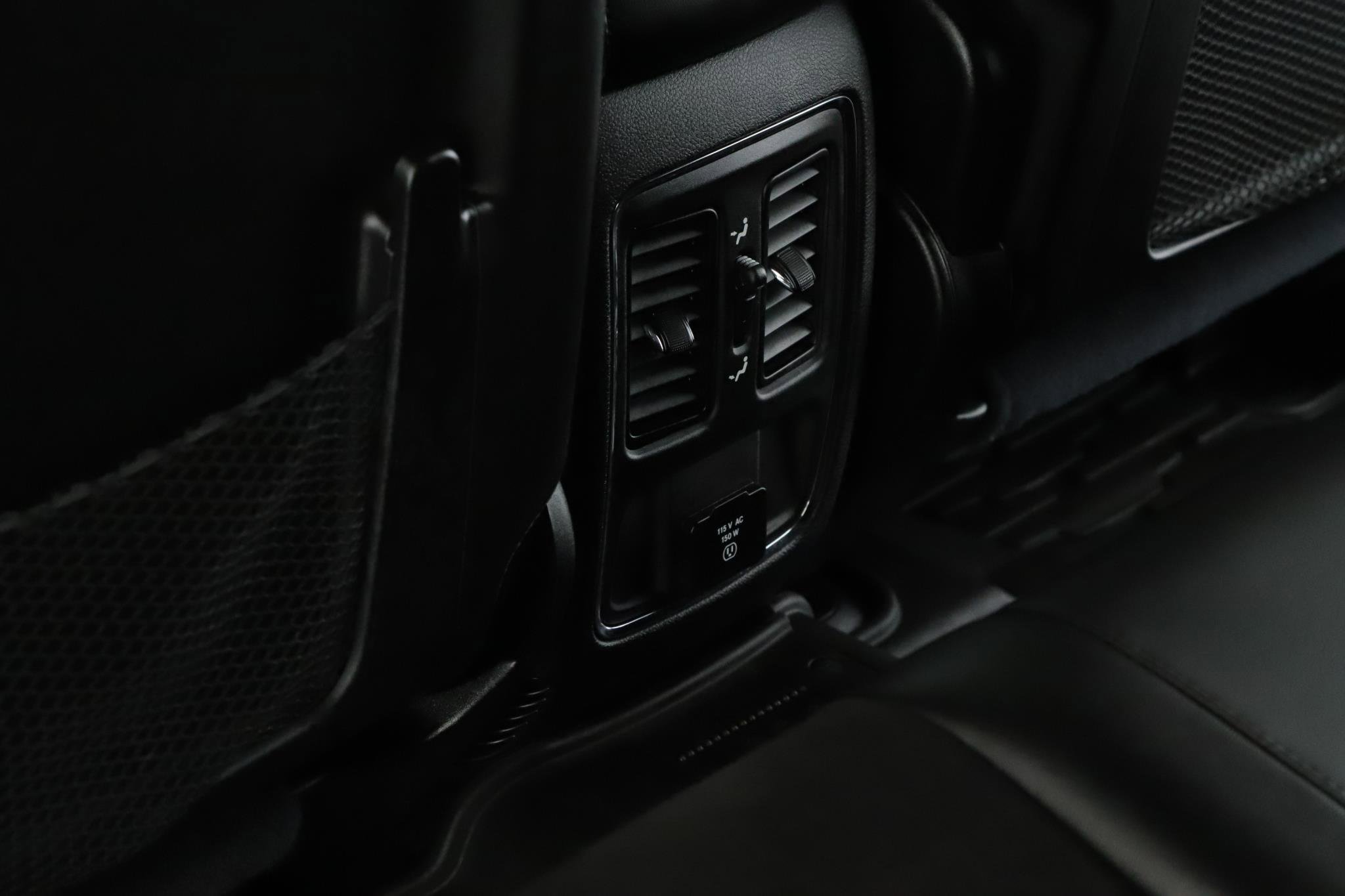 Used 2021 Jeep Grand Cherokee Laredo X image 6