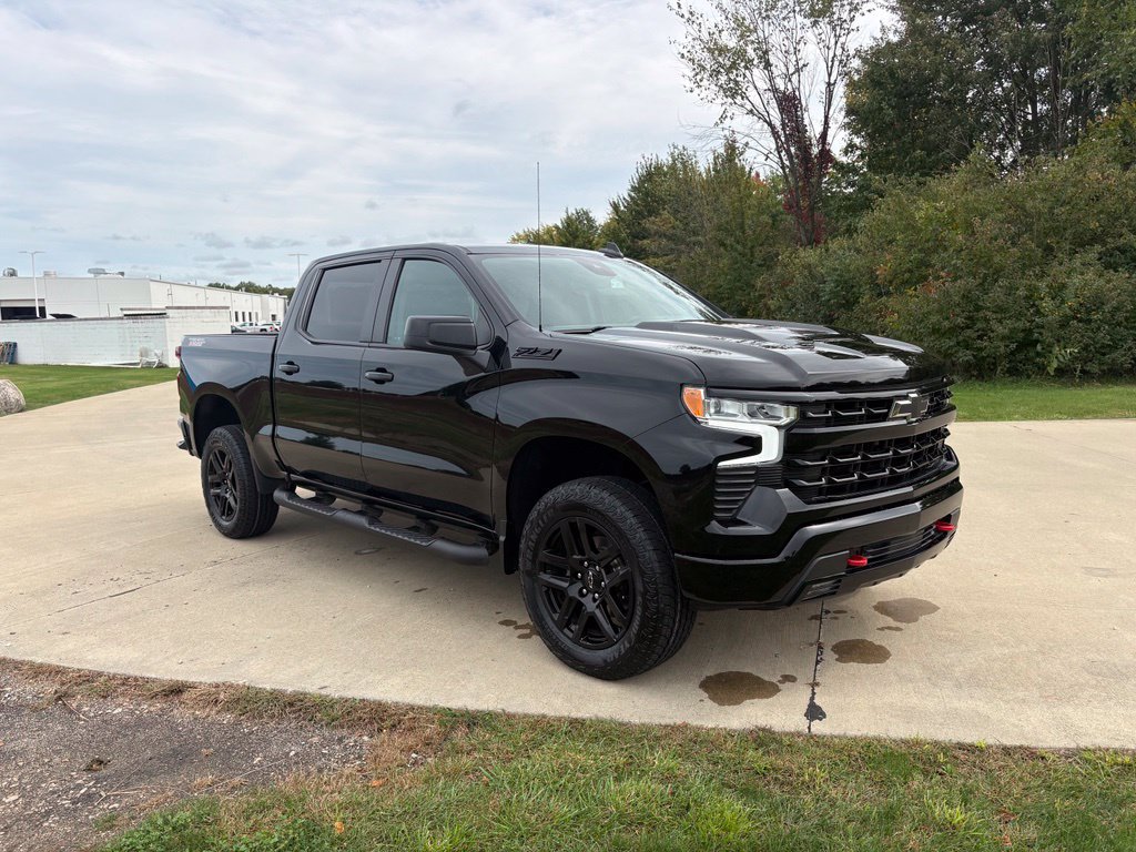 Used 2023 Chevrolet Silverado 1500 LT Trail Boss w/ Protection Package AWD/4WD image 11