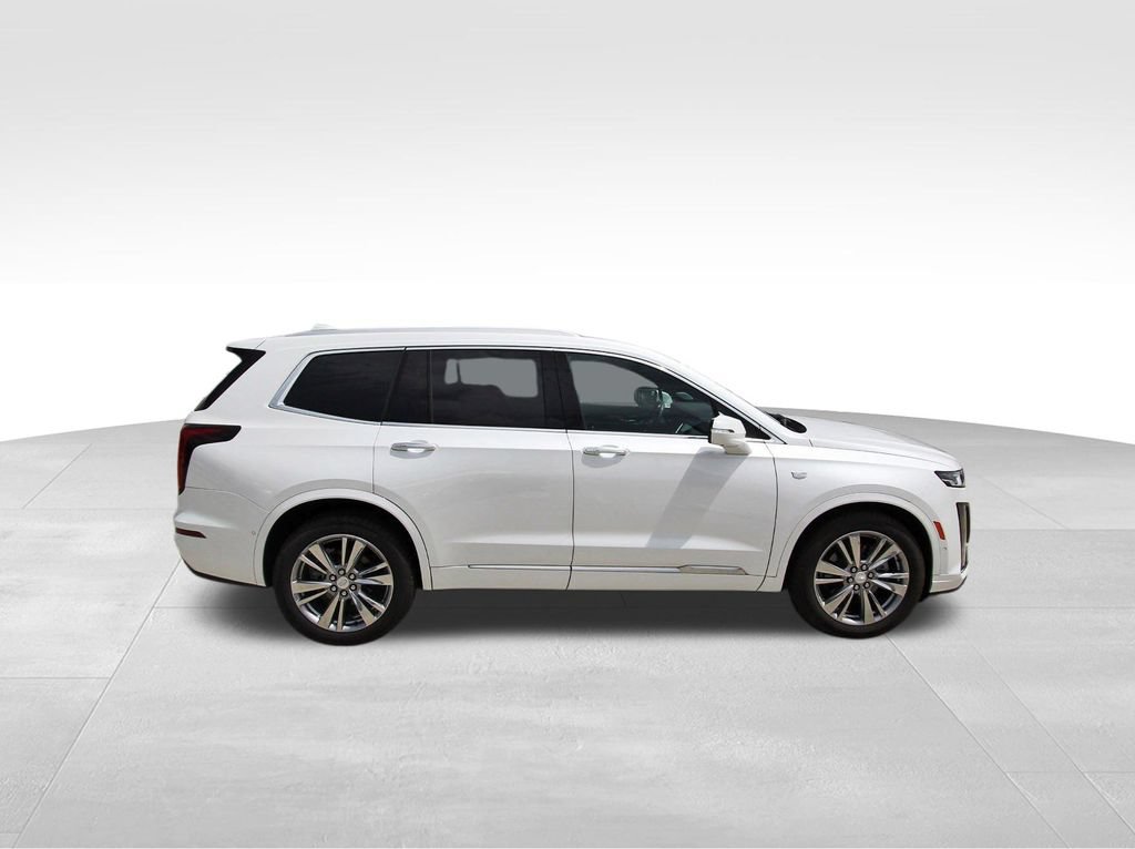 New 2024 Cadillac XT6 Premium Luxury w/ Technology Package FWD image 5