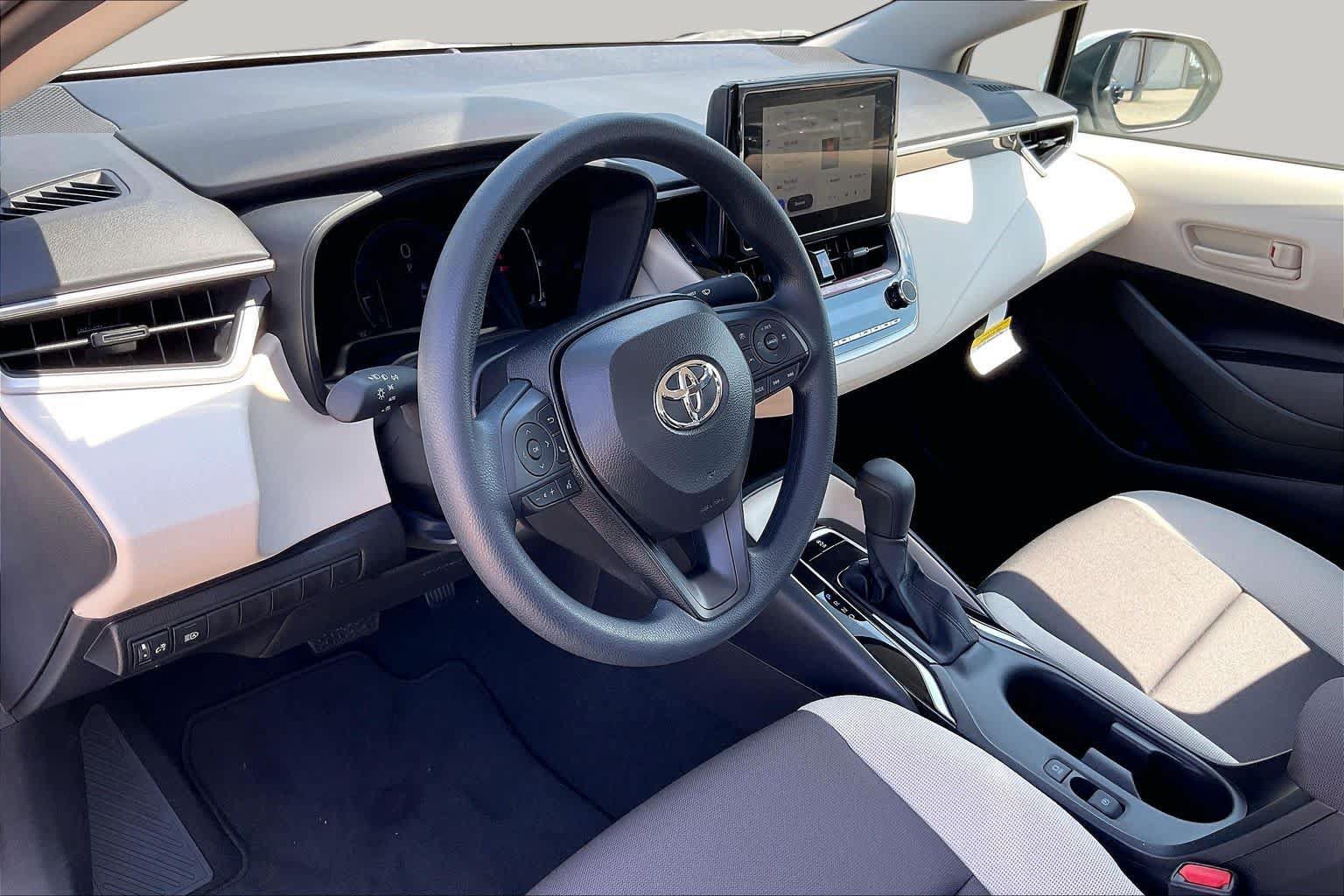 New 2027 Toyota Corolla LE FWD image 8