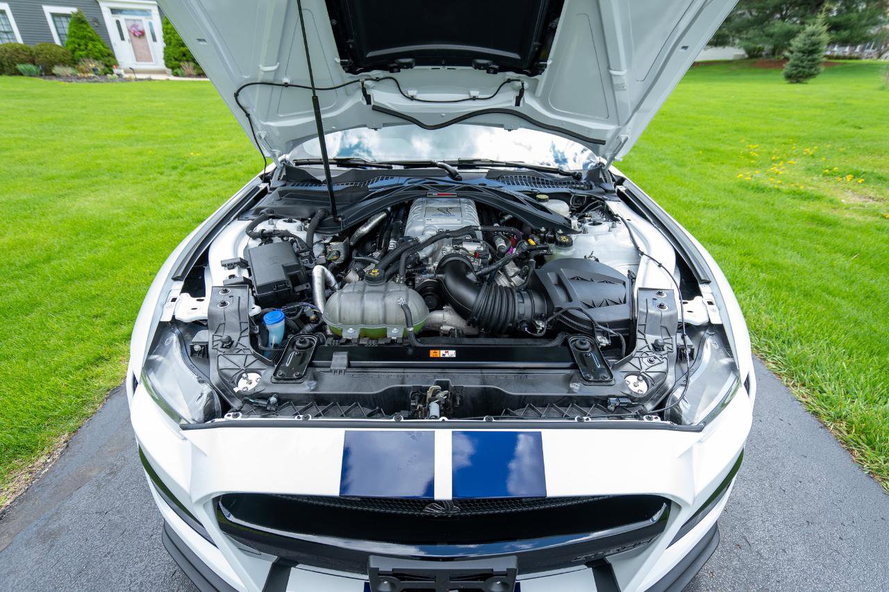 Used 2022 Ford Mustang Shelby GT500 w/ Technology Package RWD image 42