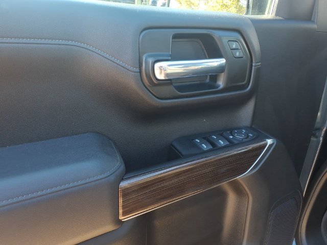 Used 2021 Chevrolet Silverado 1500 LT AWD/4WD image 9