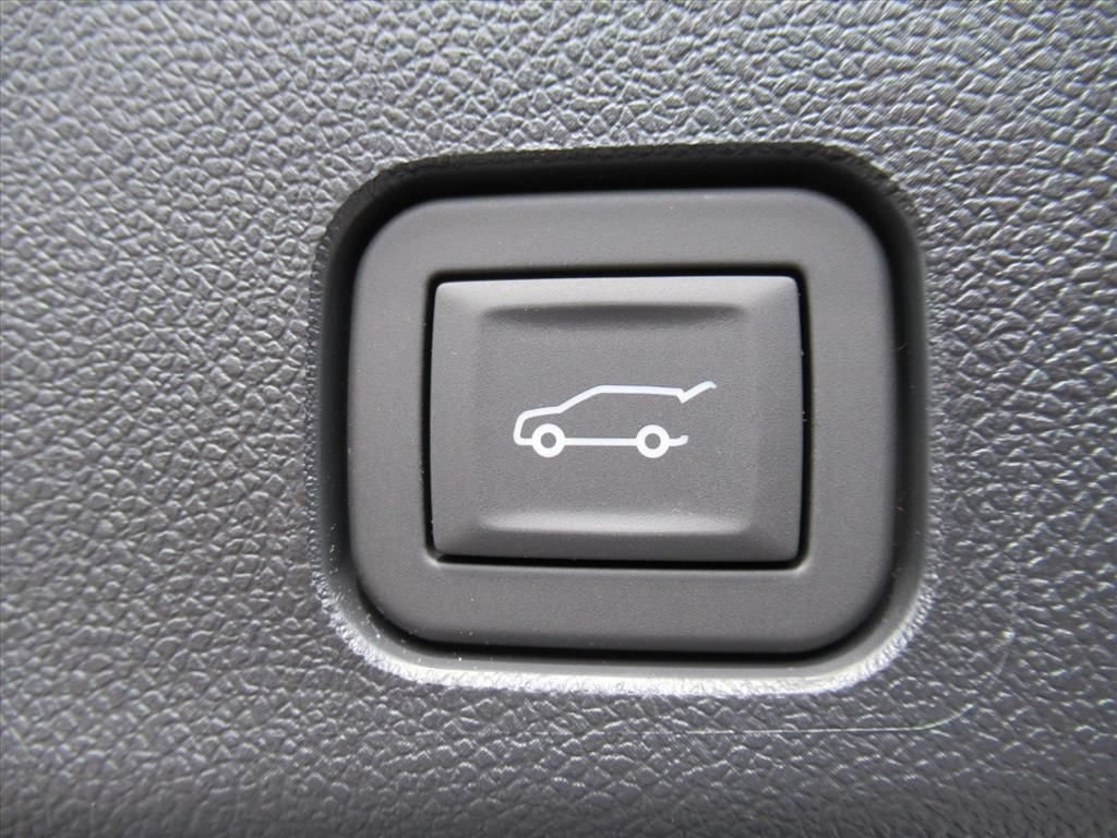 New 2026 Buick Enclave Avenir w/ Super Cruise Package FWD image 37