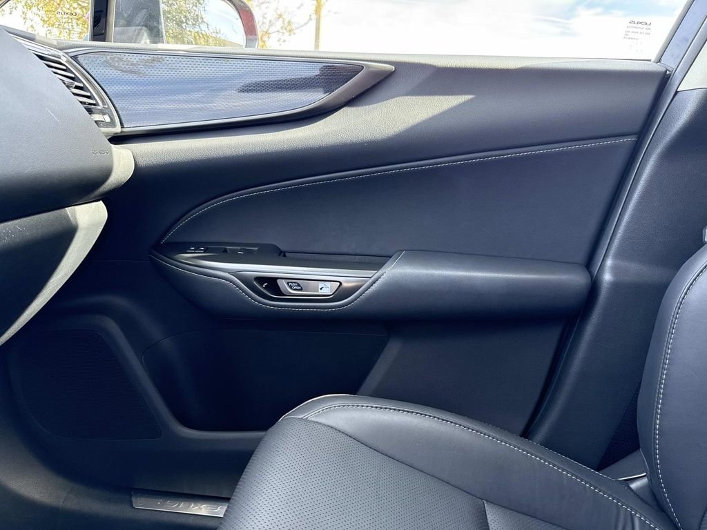 Used 2024 Lexus NX 250 FWD w/ Towing Package (2000 Lbs) image 28