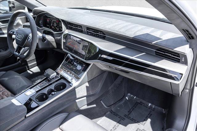 Certified 2025 Audi RS 6 performance AWD/4WD image 26