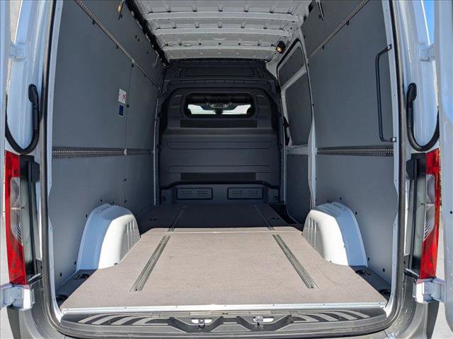 New 2025 Mercedes-Benz Sprinter 2500 image 15