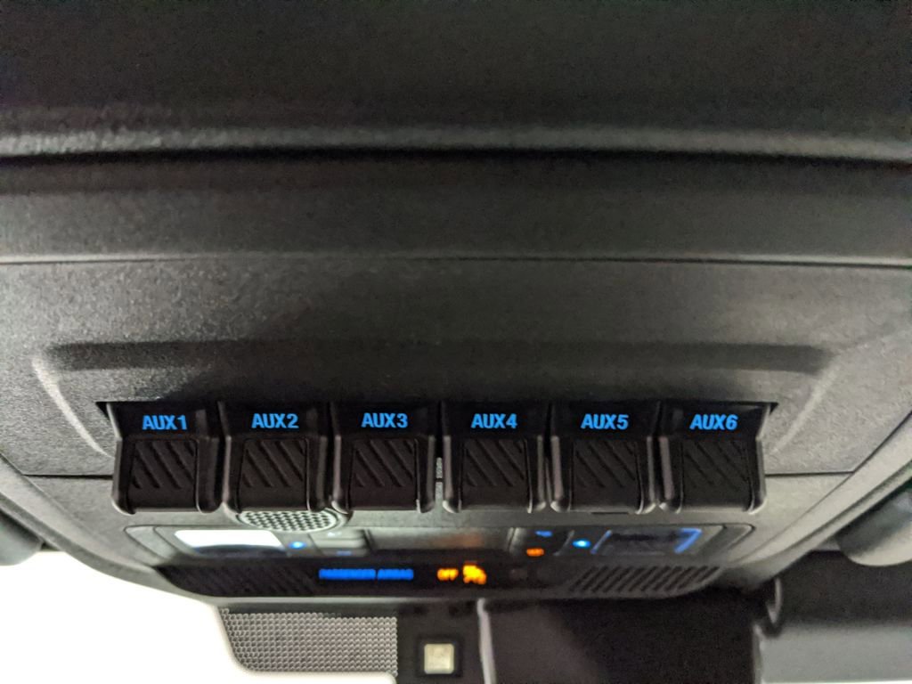 New 2025 Ford Bronco Badlands image 14