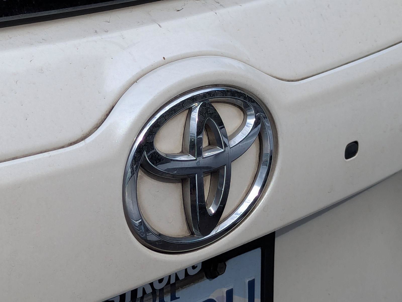 Used 2015 Toyota Highlander XLE AWD/4WD image 5