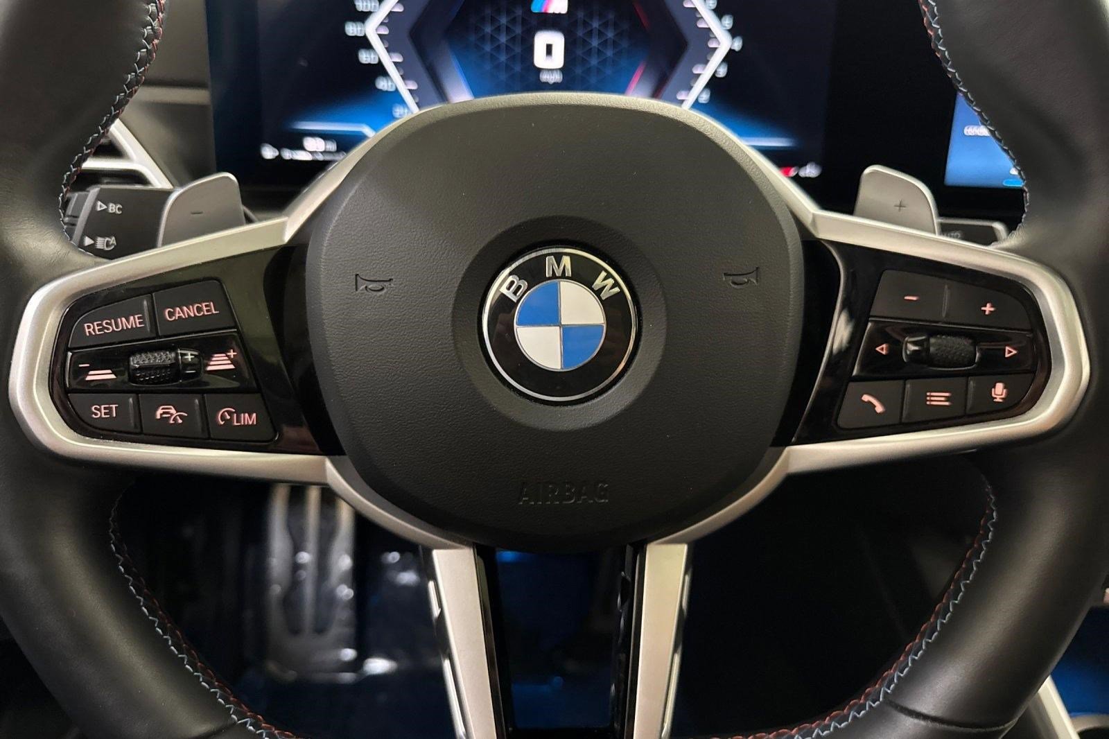 Used 2025 BMW M340i w/ Premium Package image 17