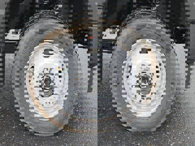 New 2024 Ford F550 4x4 Regular Cab Super Duty image 11