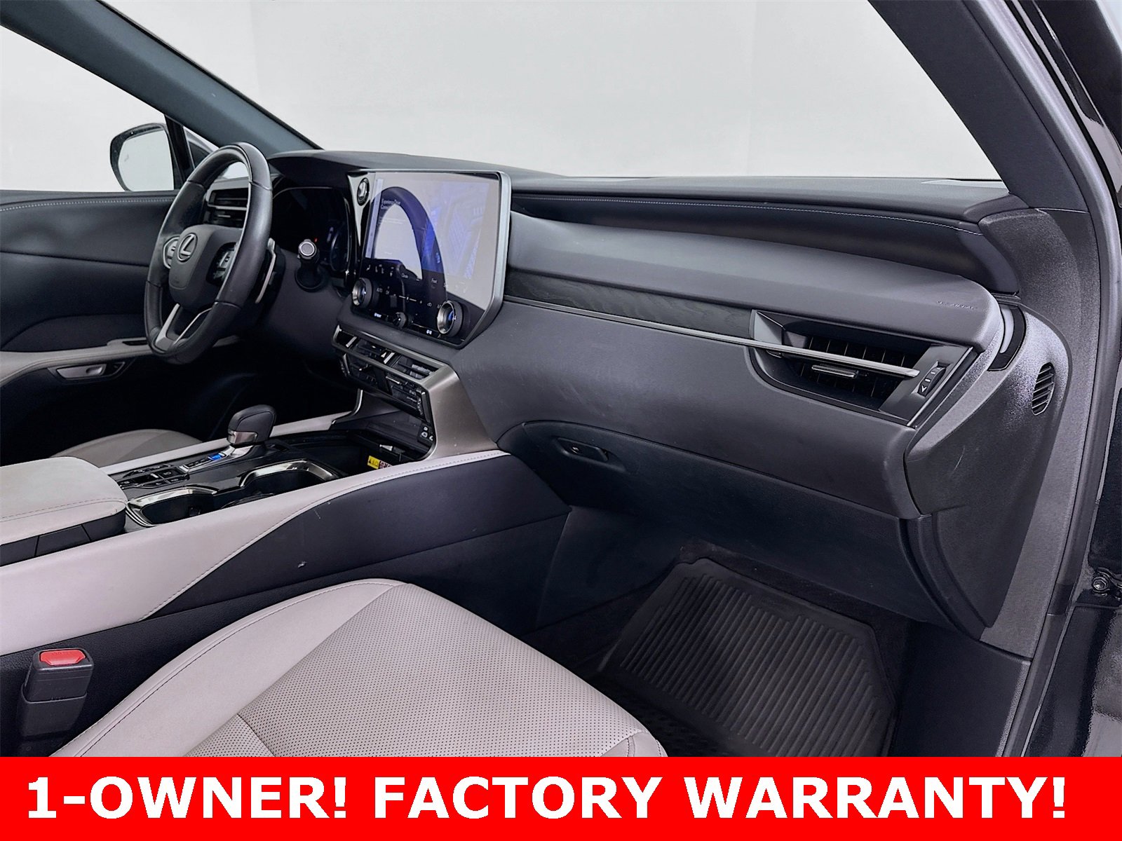 Used 2023 Lexus RX 350 Premium w/ Accessory Package (Z1) image 28