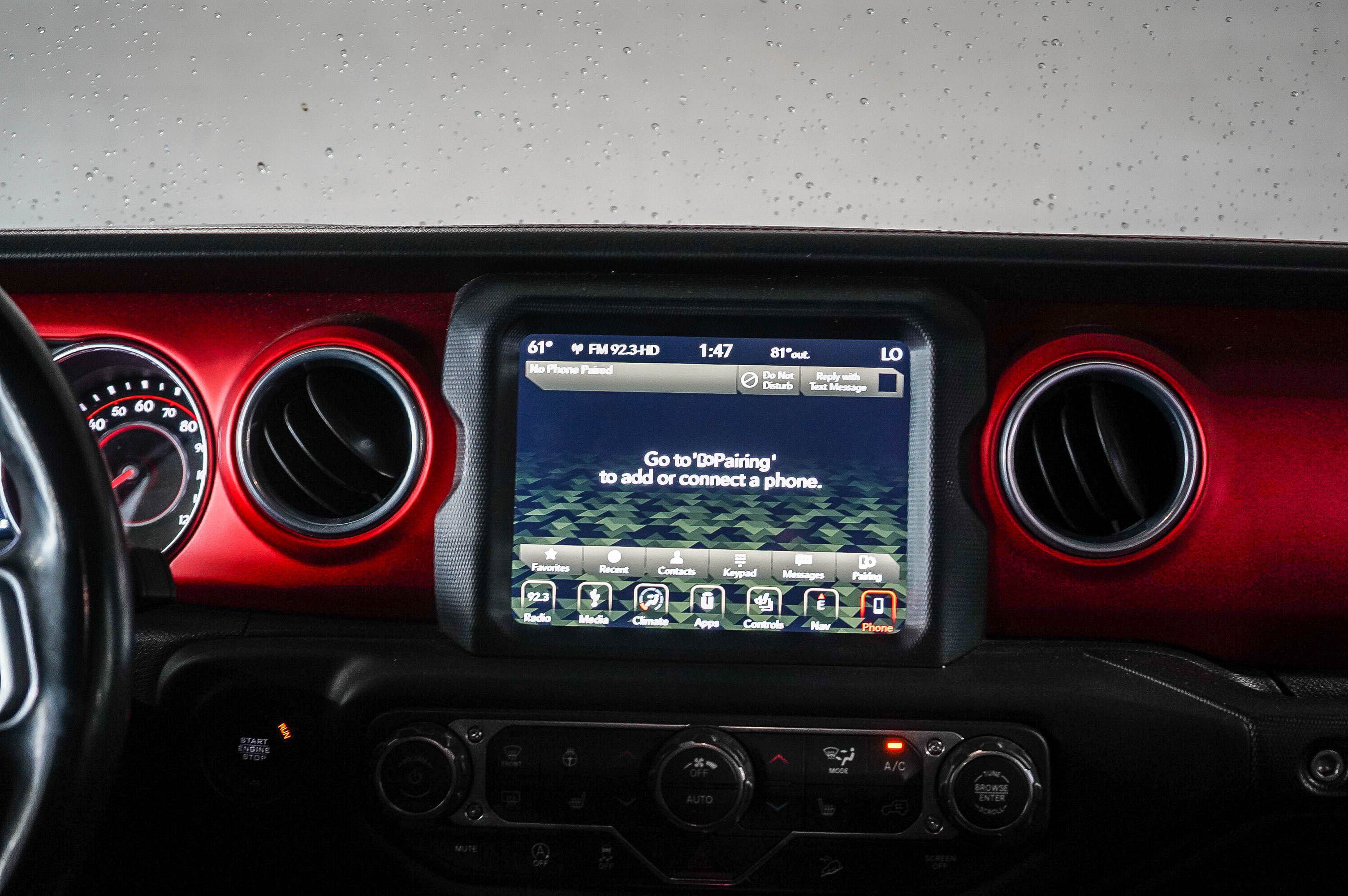 Used 2018 Jeep Wrangler Unlimited Rubicon AWD/4WD image 15