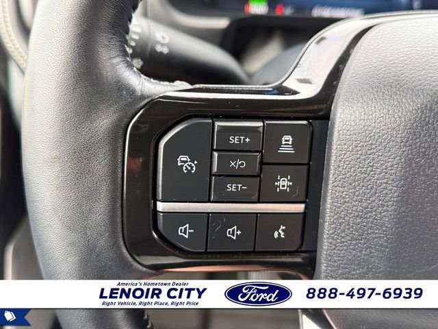 Used 2025 Ford F150 Lightning Platinum AWD/4WD image 20