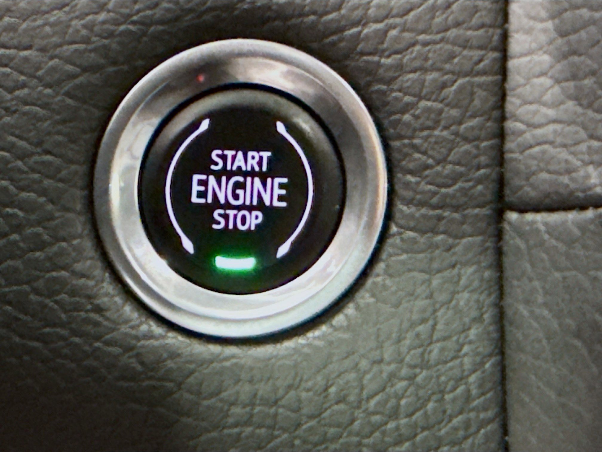 Used 2023 GMC Yukon Denali w/ Denali Reserve Package image 21