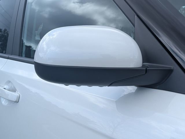 Used 2025 Kia Soul LX image 10