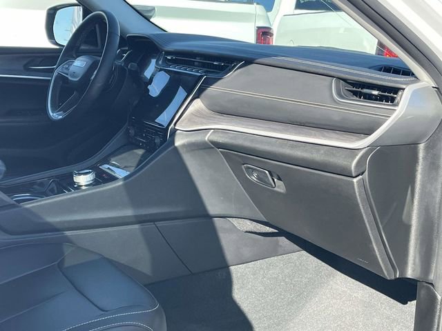 Used 2023 Jeep Grand Cherokee L Limited image 26