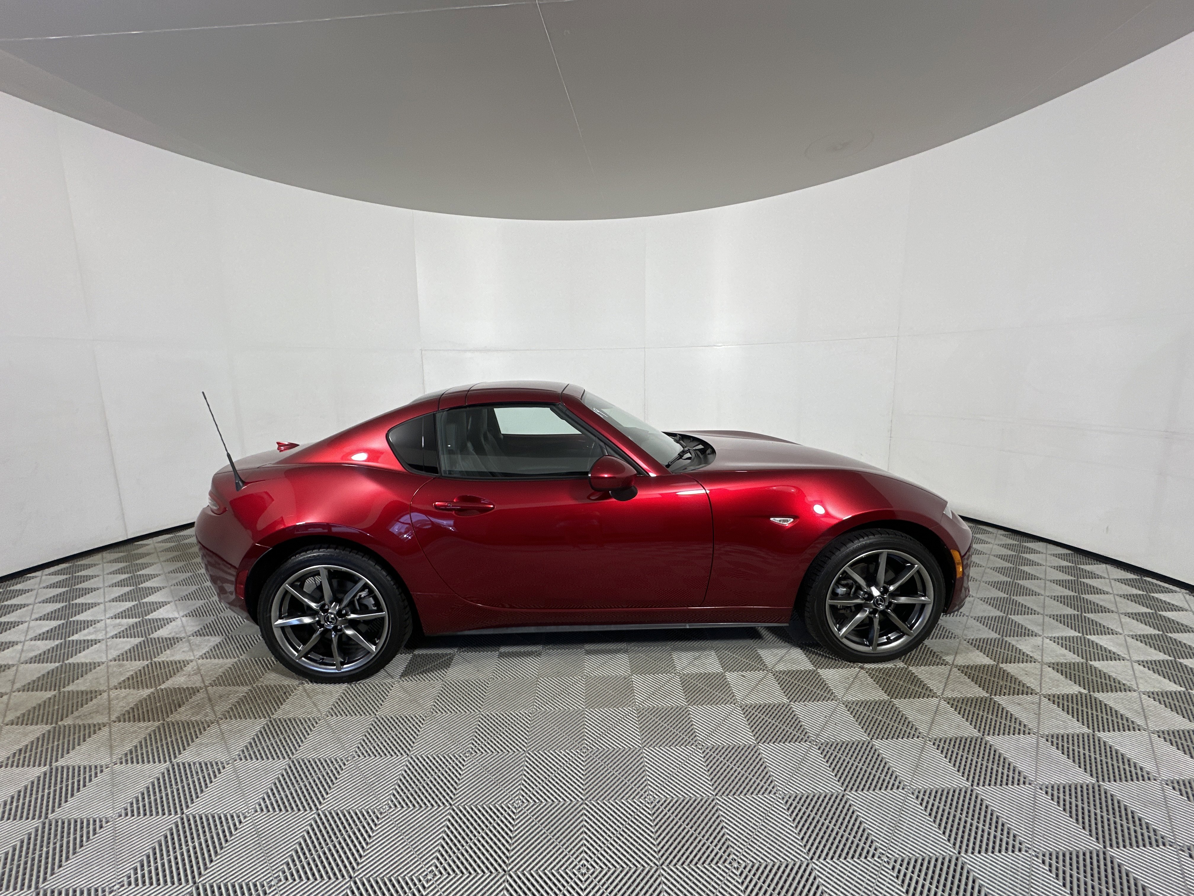 Used 2023 MAZDA MX-5 Miata Grand Touring w/ Weather Package image 8