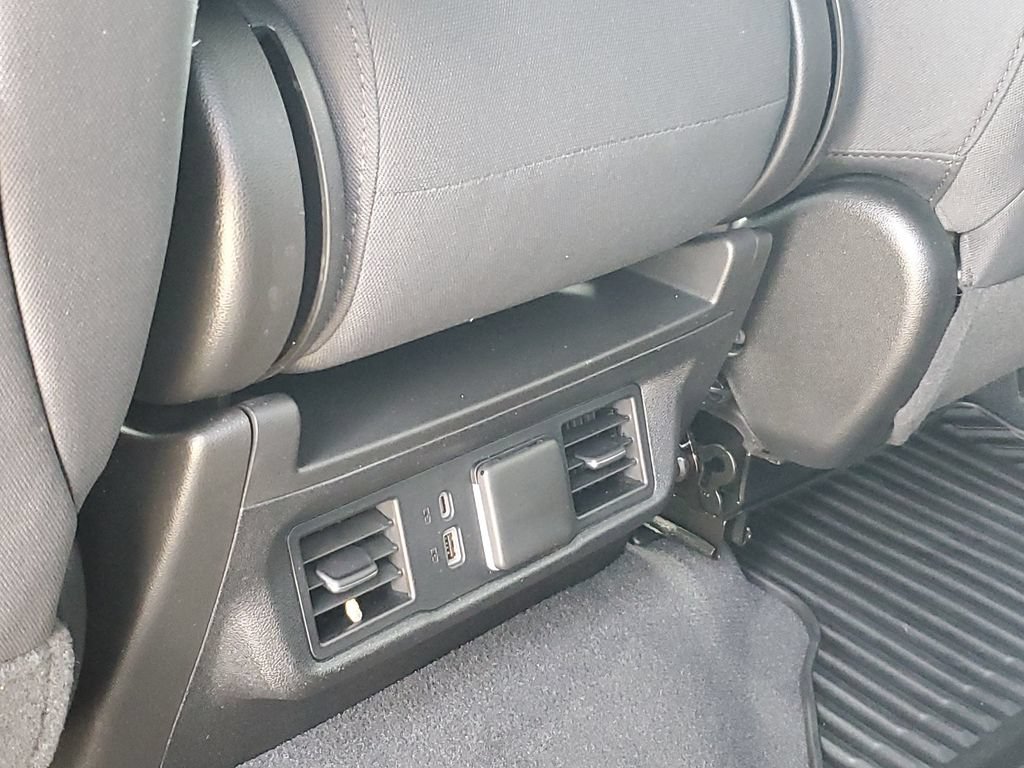Certified 2023 Chevrolet Silverado 1500 LT AWD/4WD image 35