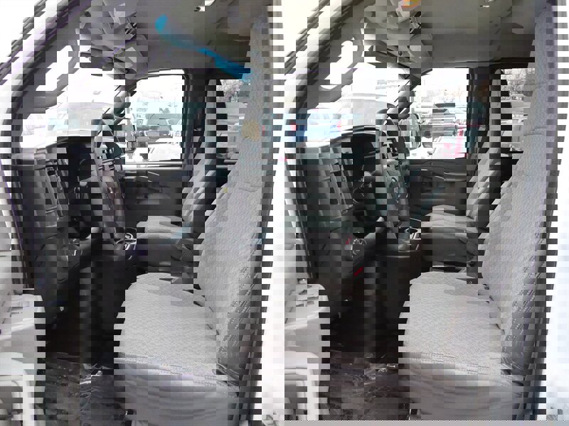 Used 2017 Chevrolet Express 2500 LT w/ LT Preferred Equipment Group image 16