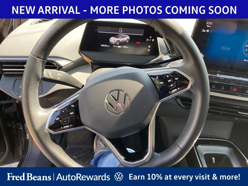 Used 2023 Volkswagen ID.4 Pro S AWD/4WD image 12
