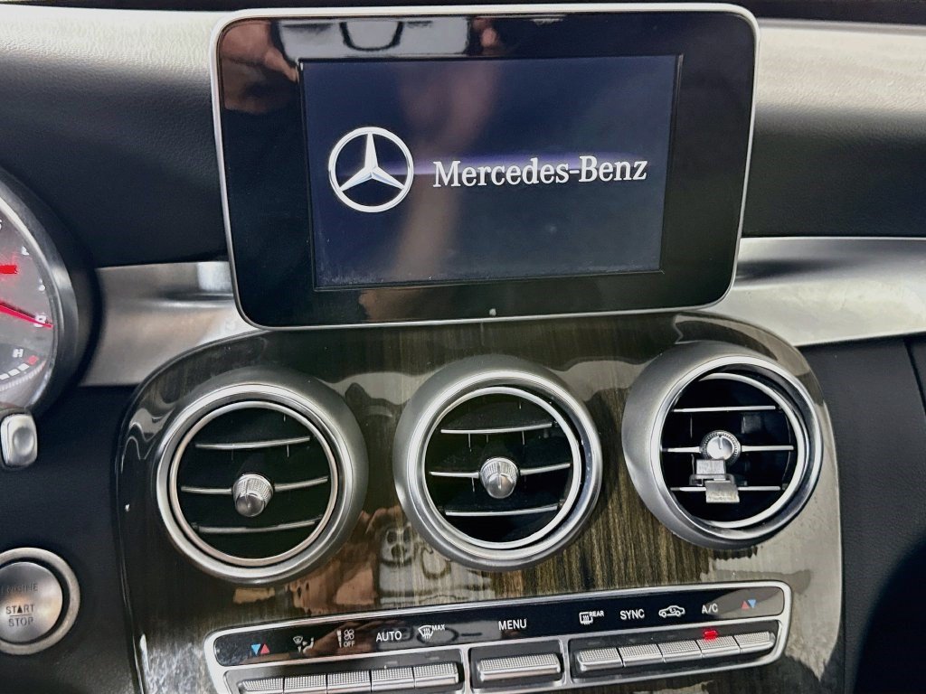 Used 2018 Mercedes-Benz C 300 Sedan w/ Premium Package image 17