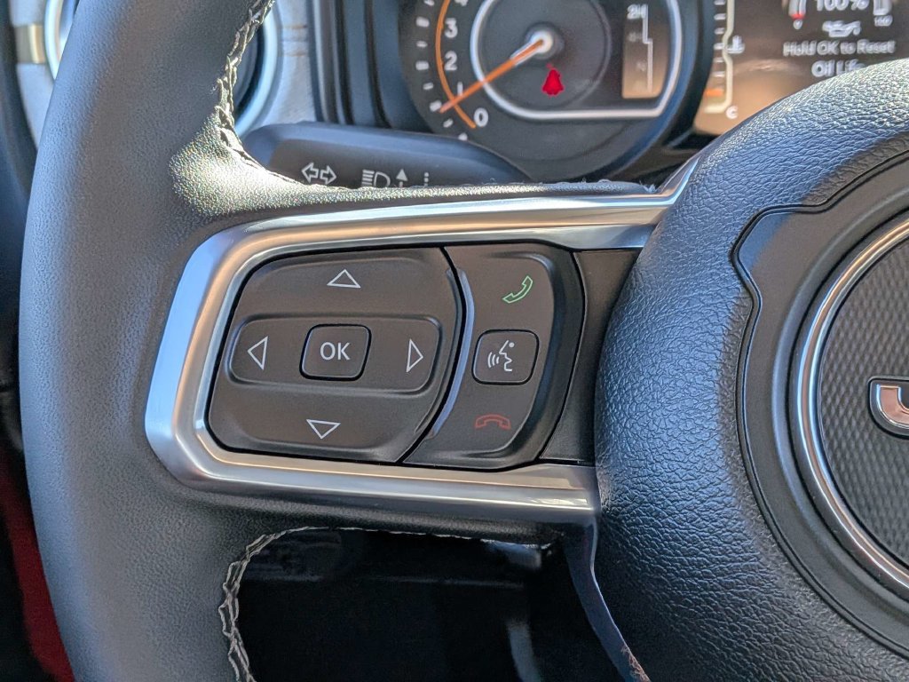 Used 2026 Jeep Wrangler Unlimited Sahara AWD/4WD image 22