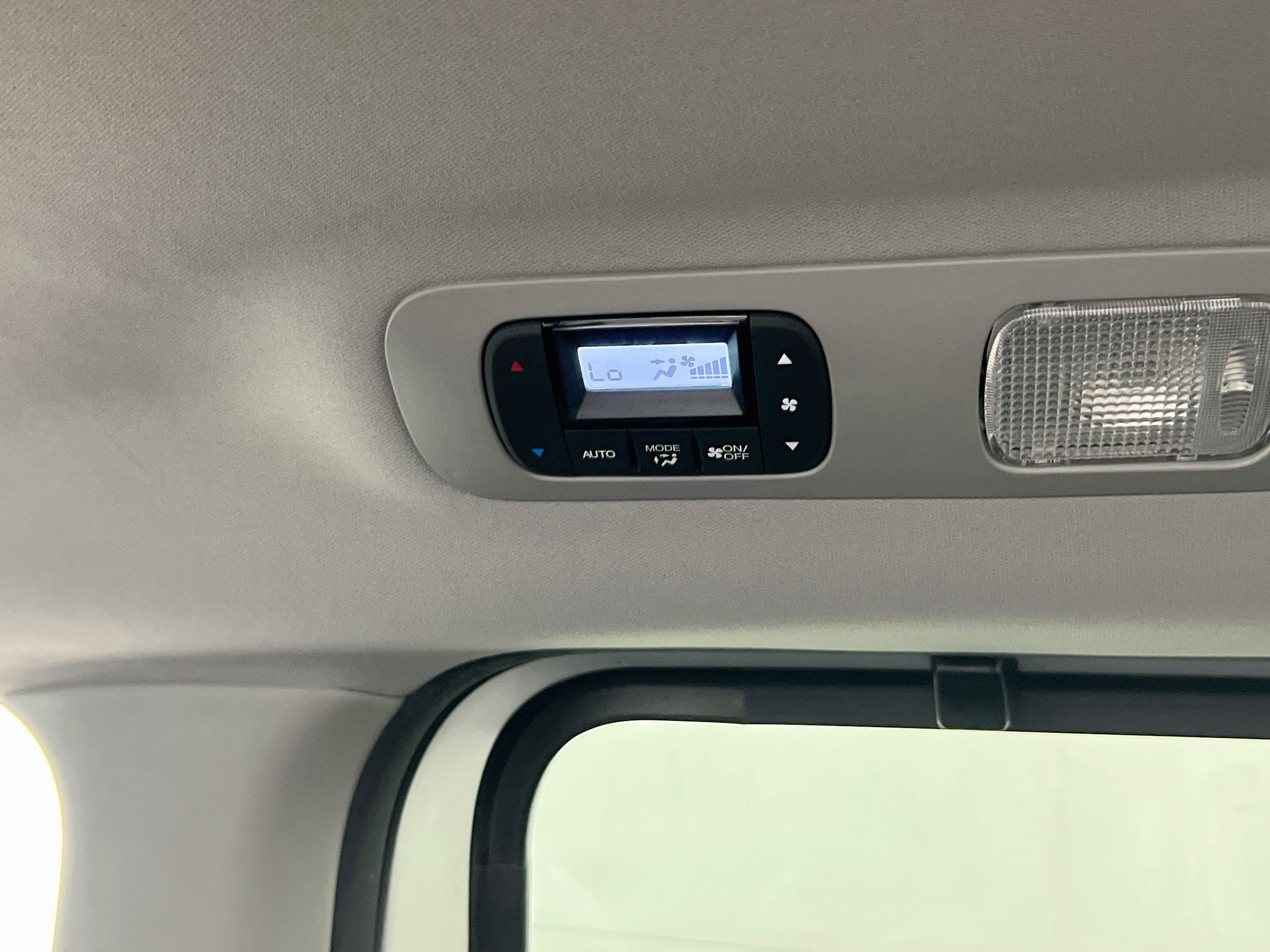 Used 2023 Honda Odyssey Touring image 27