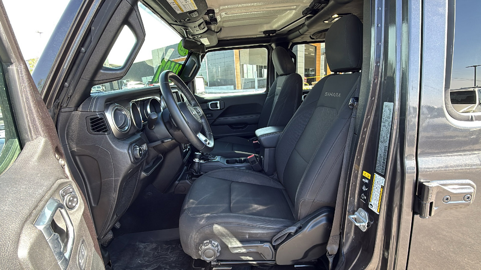 Used 2021 Jeep Wrangler Unlimited Sahara image 9