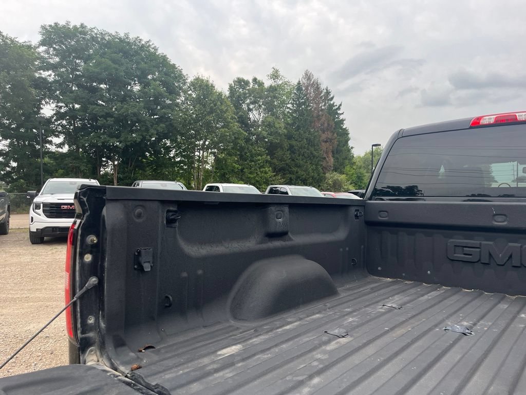 Used 2018 GMC Sierra 2500 SLT w/ Duramax Plus Package AWD/4WD image 14