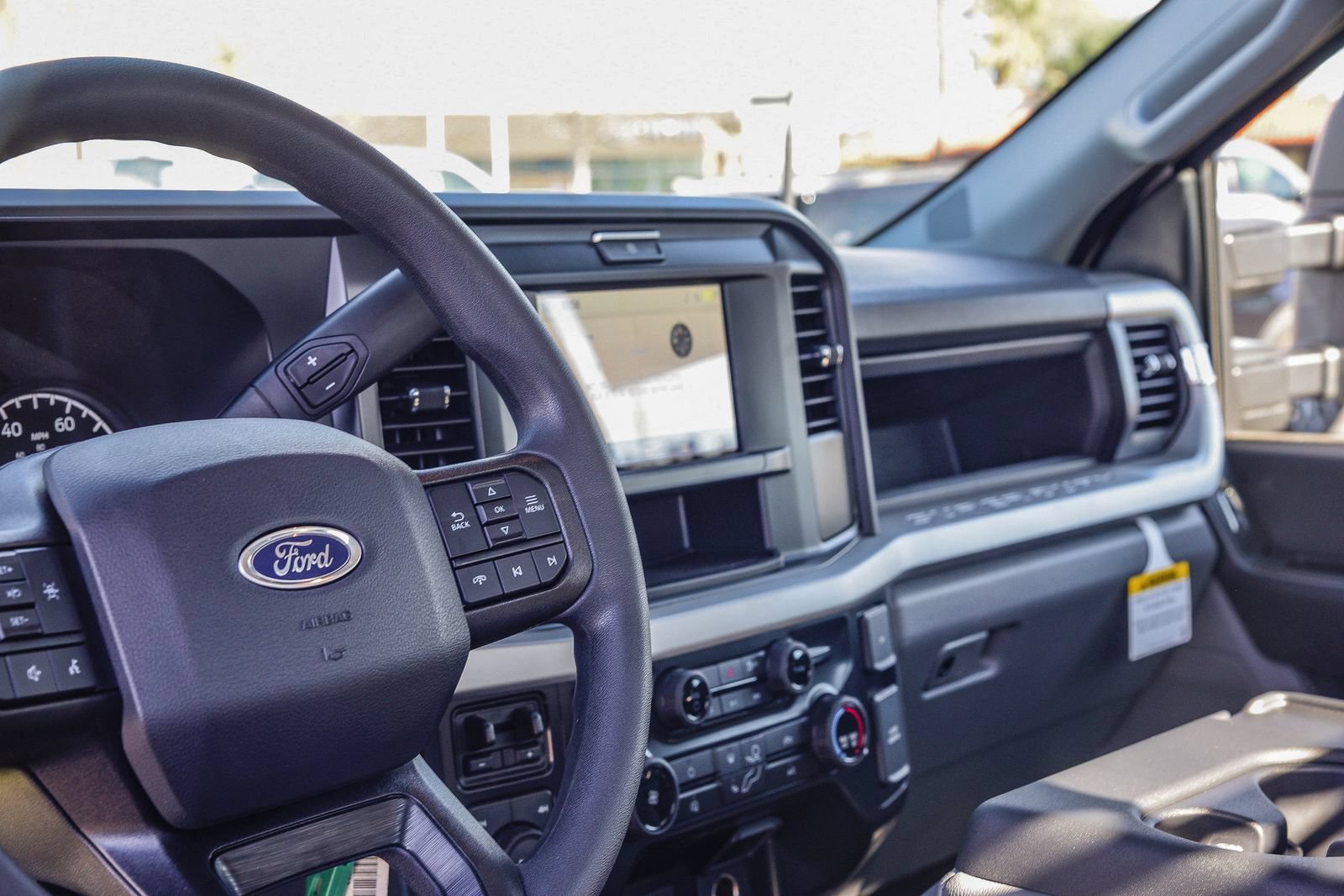 New 2026 Ford F550 4x4 Regular Cab Super Duty image 13