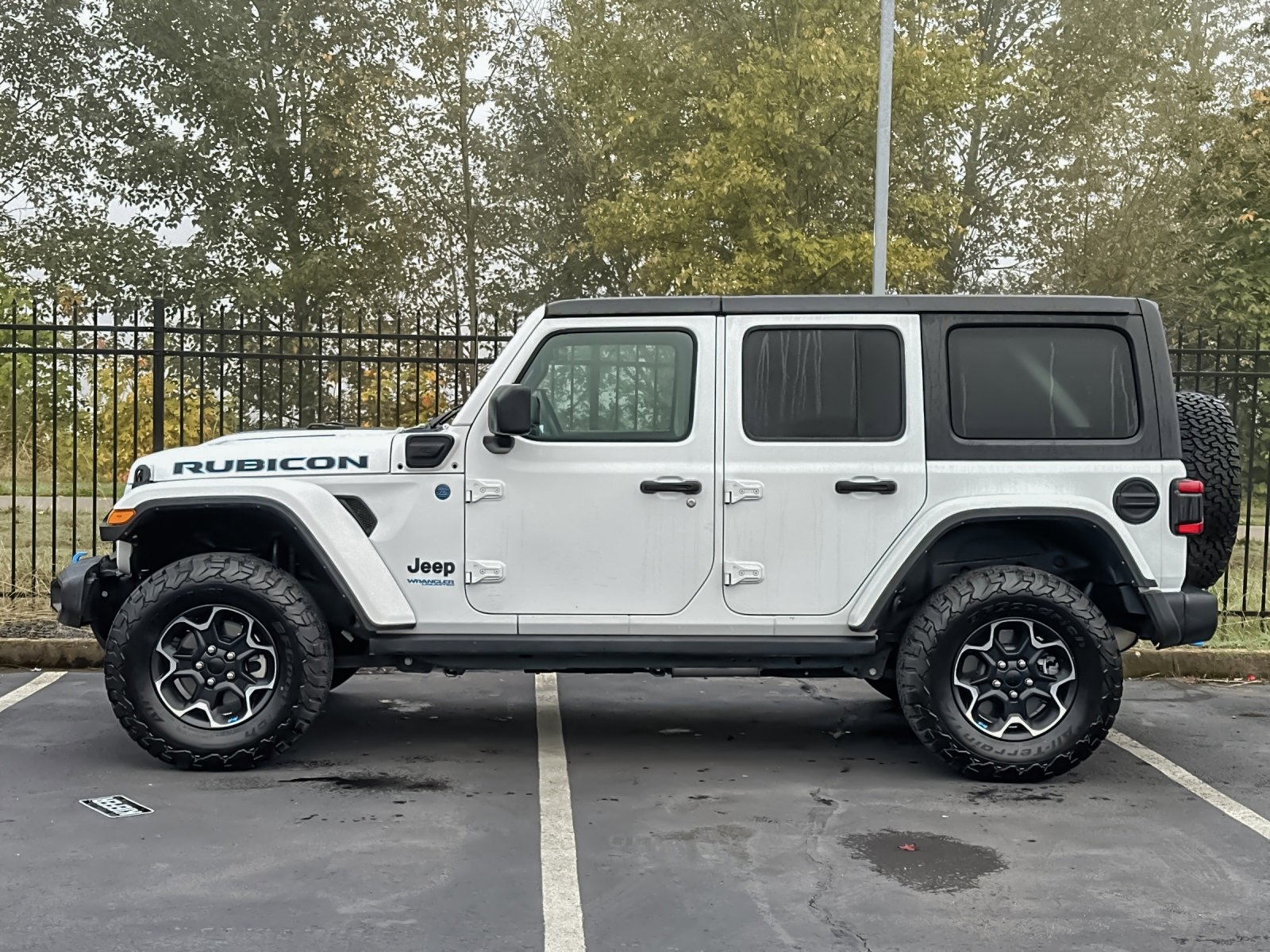 Used 2022 Jeep Wrangler Unlimited Rubicon 4xe image 7