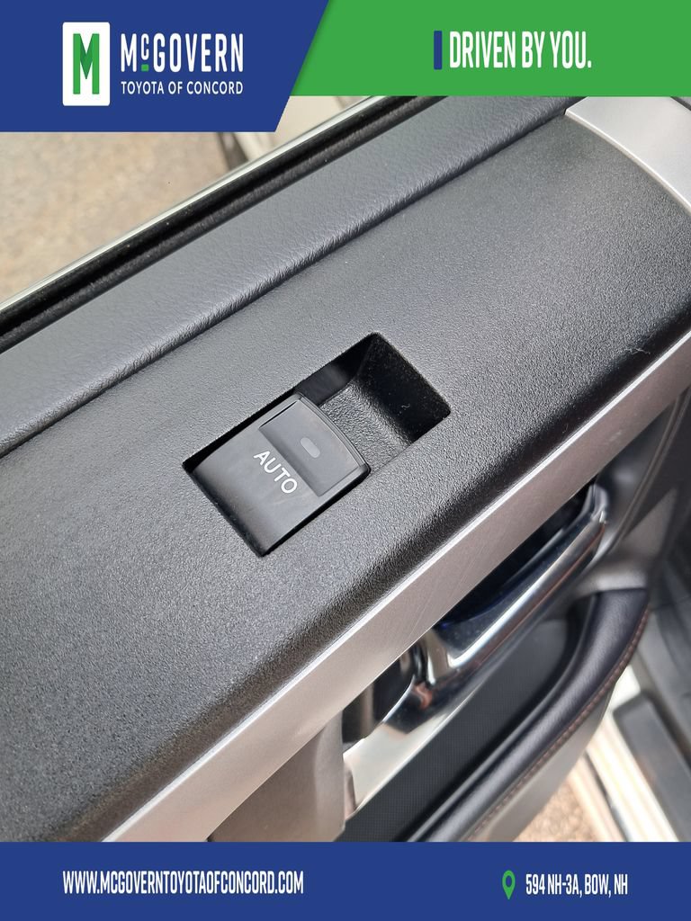 Used 2021 Toyota 4Runner Limited RWD image 18