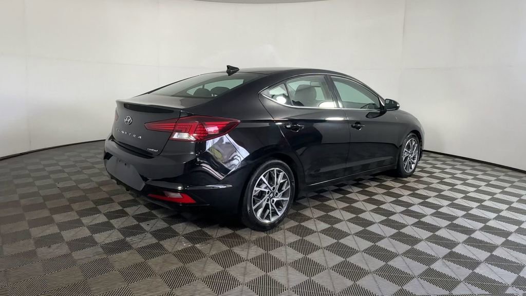 Used 2020 Hyundai Elantra Limited w/ Ultimate Package 03 image 12