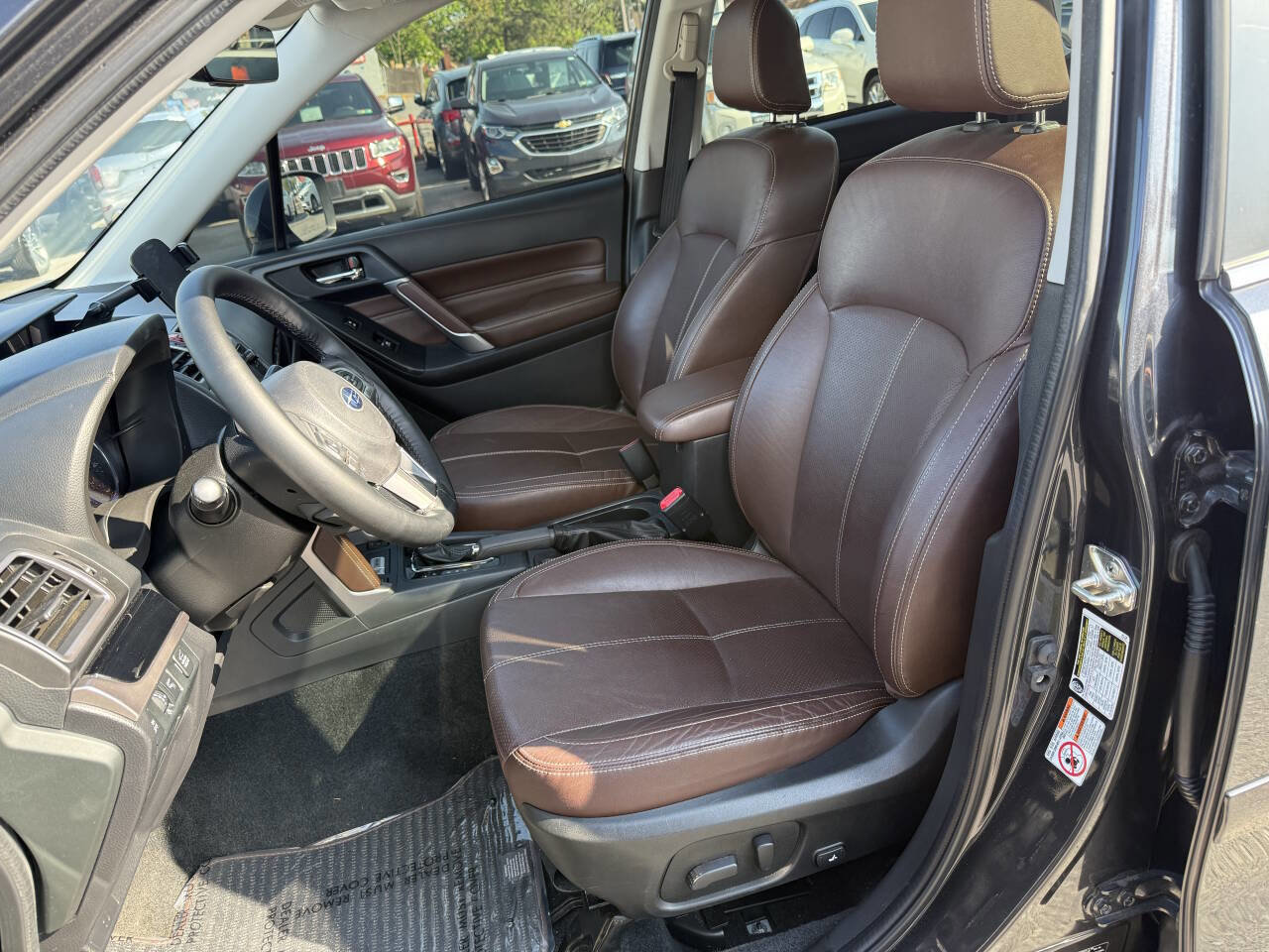Used 2017 Subaru Forester 2.5i Touring AWD/4WD image 7