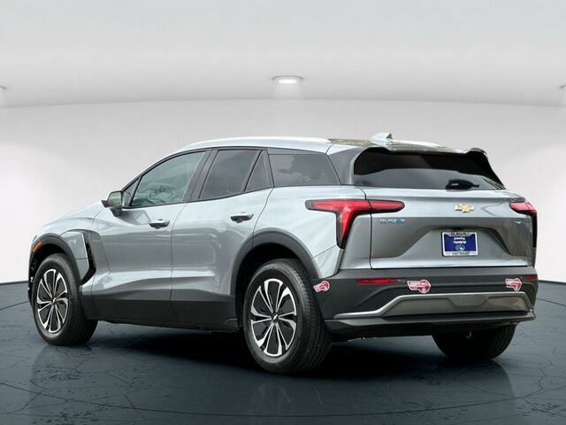 Used 2024 Chevrolet Blazer EV LT AWD/4WD image 4