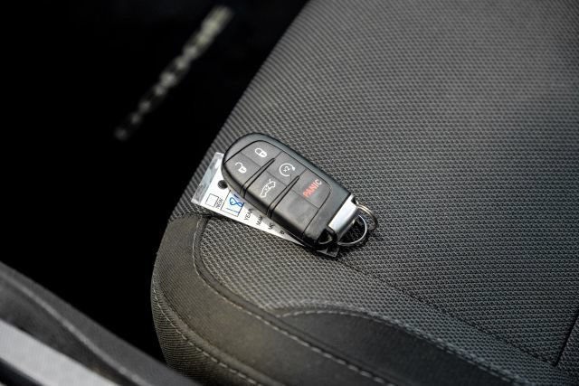 Used 2016 Dodge Charger R/T w/ Navigation & Travel Group RWD image 60