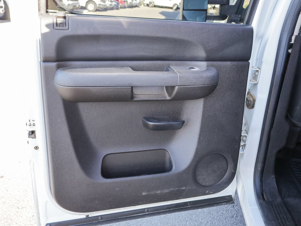Used 2014 Chevrolet Silverado 2500 LT AWD/4WD image 32