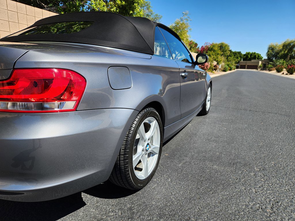 Used 2013 BMW 128i Convertible image 4