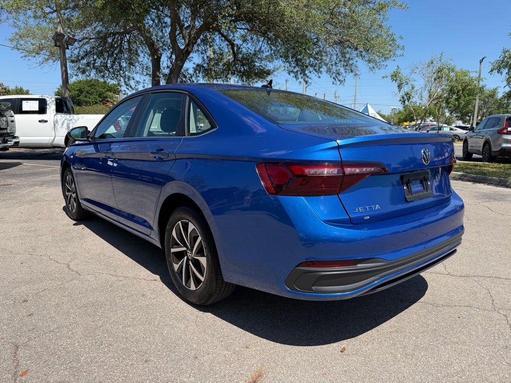 Used 2024 Volkswagen Jetta S image 4