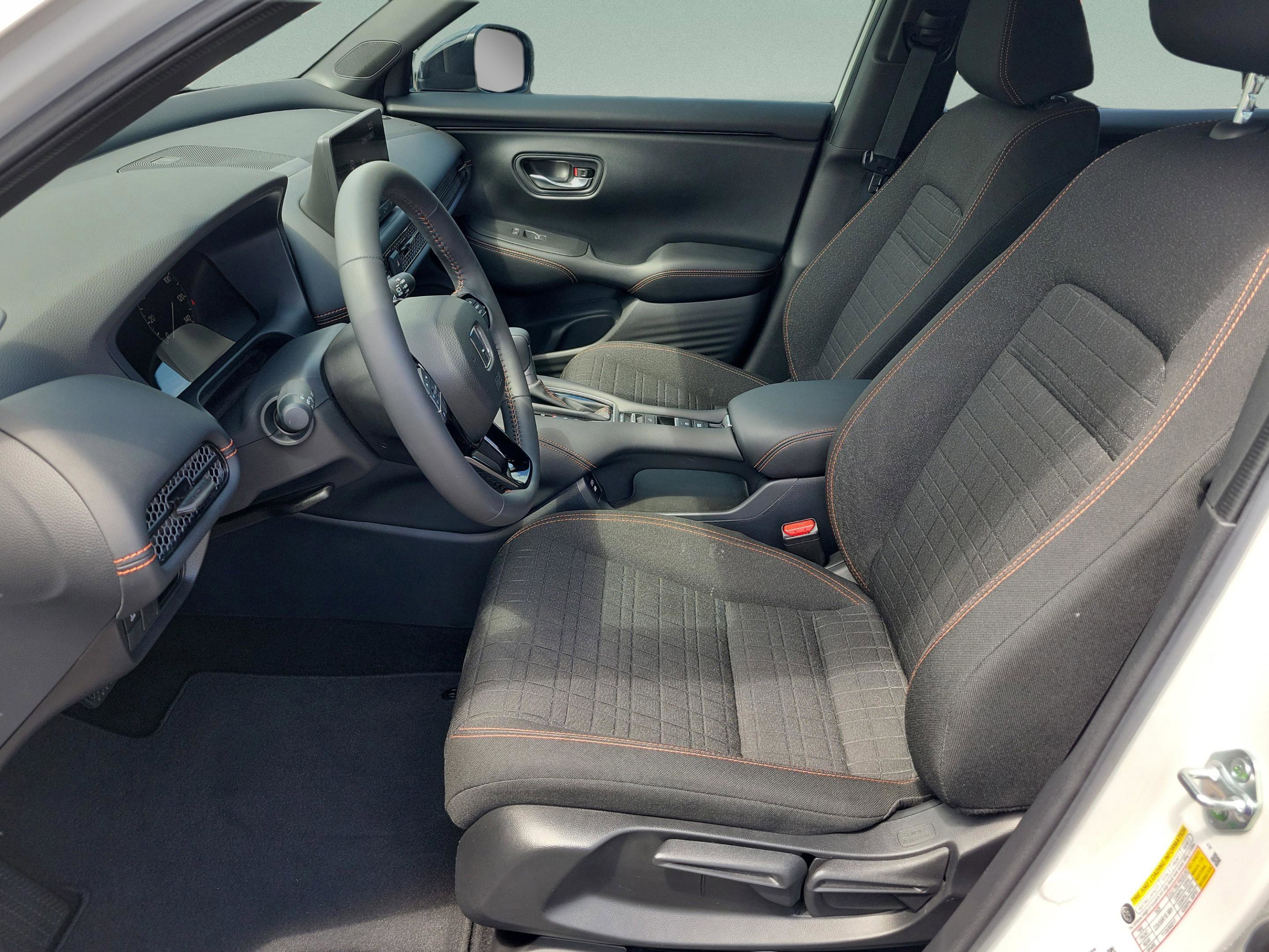 Used 2024 Honda HR-V Sport image 24