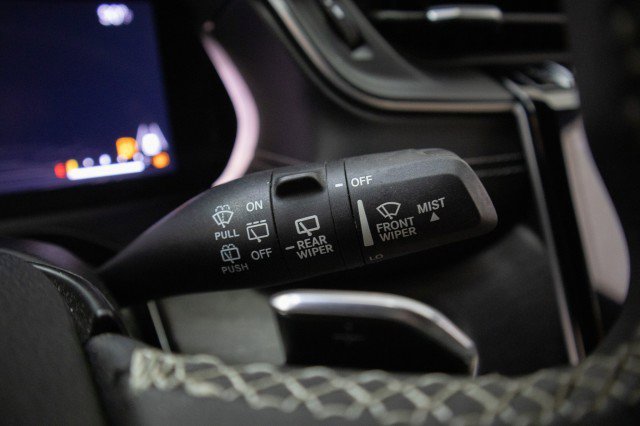 Used 2023 Jeep Grand Cherokee Limited image 15